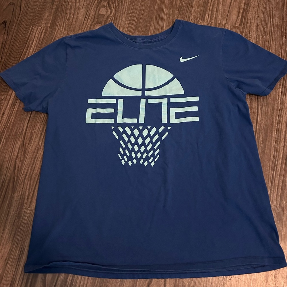 Nike T-Shirt